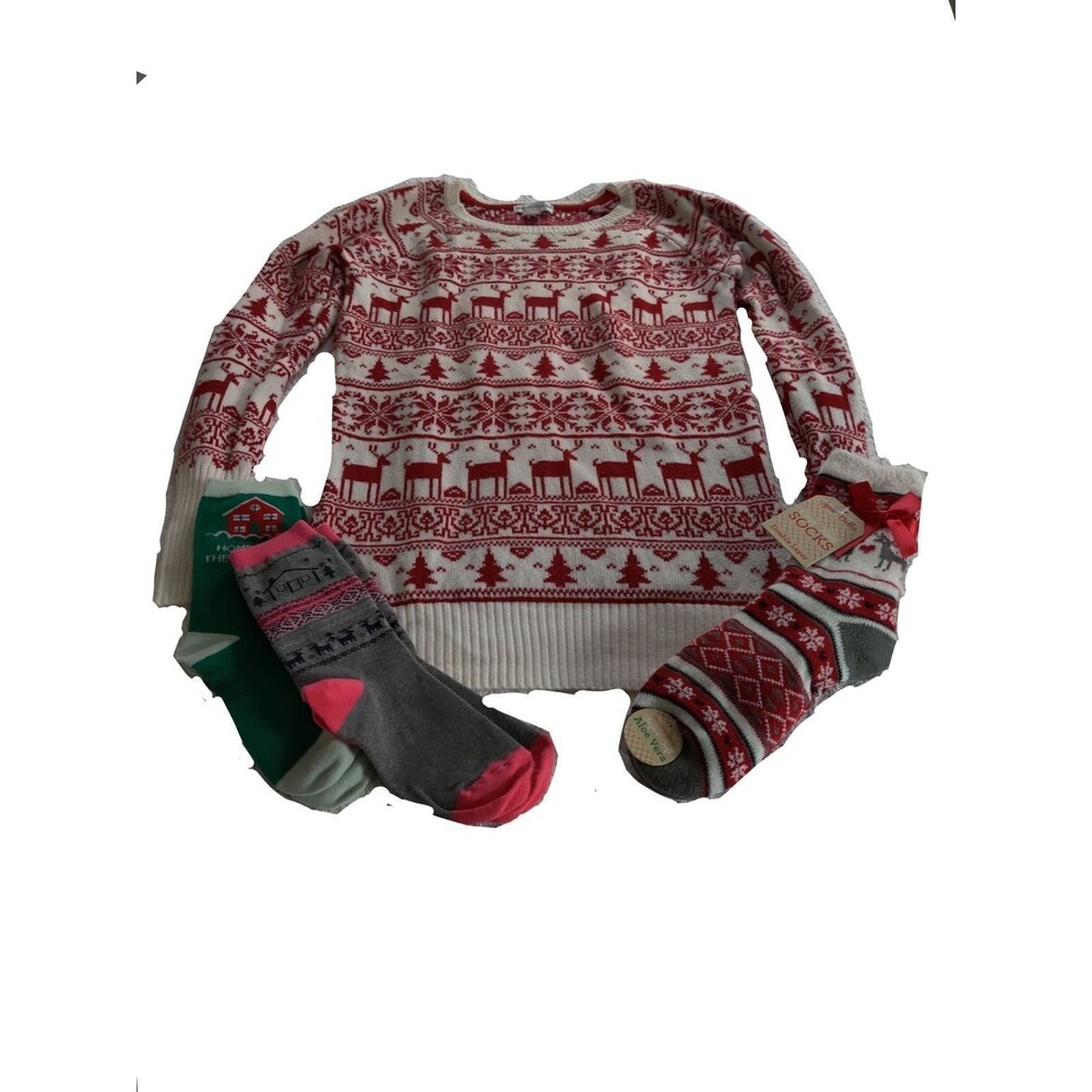 Holiday bundle - sweater and socks
